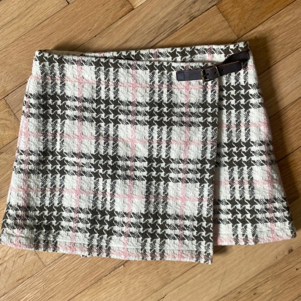 Burberry Girls Wrap Skirt size 8